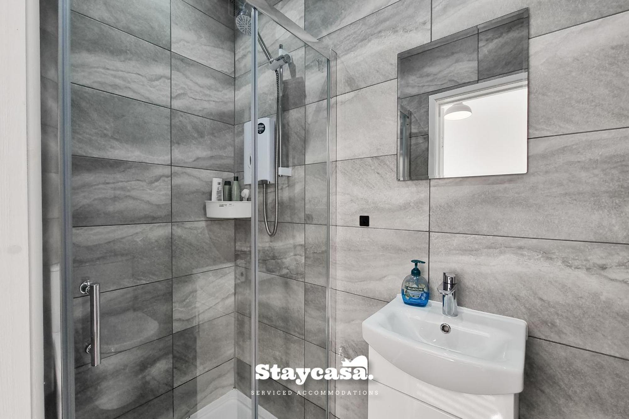 Cowesby Co-Living - Private Room Self-Cater Hébergement de vacances